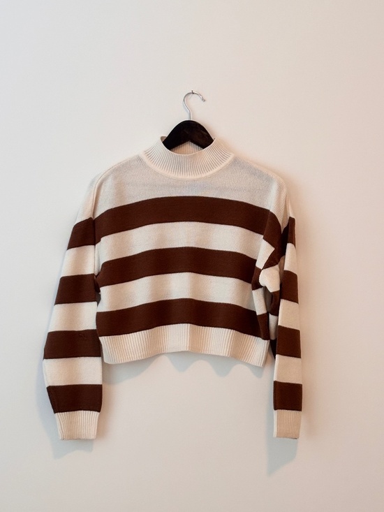 Divided Sweaters - 'H&M Divided' Crop striped sweater (S)